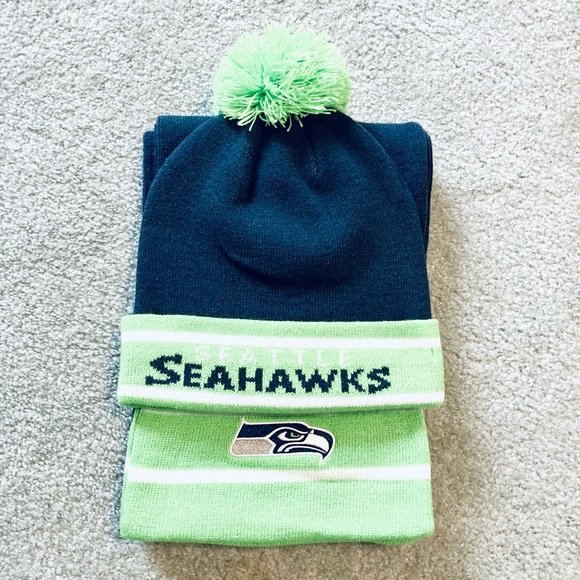 NFL Accessories - NFL Shop Seattle Seahawks Hat & Scarf Set (Navy/Green)